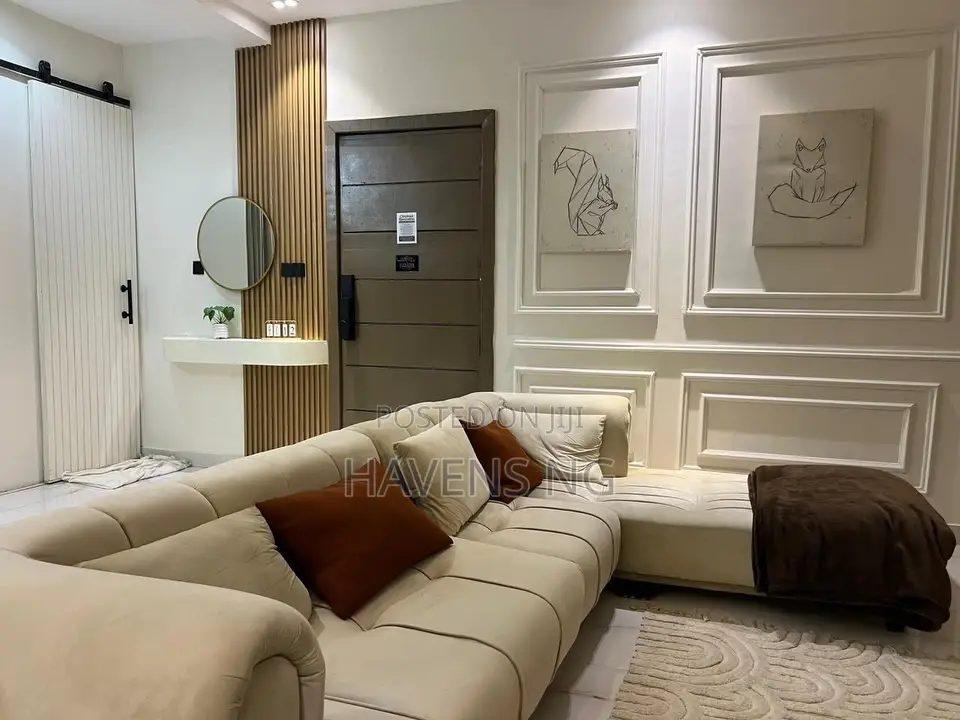 Cozy 2-Bedroom Apartment With Study Room Ikate in Ikate