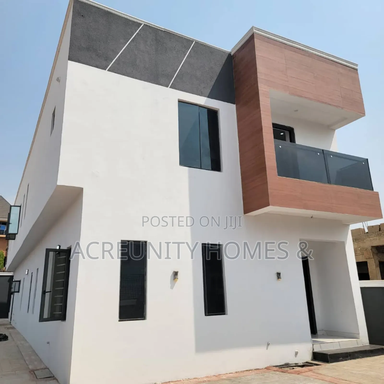 Furnished 5bdrm Duplex in Akobo for sale in Akobo