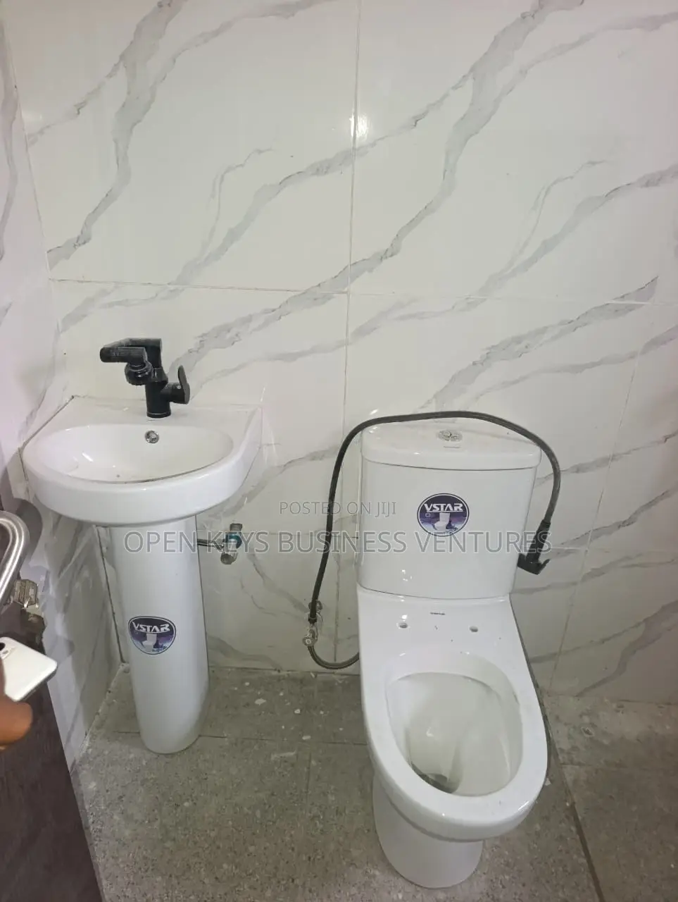 Furnished 3bdrm Apartment in Akala, Akobo for rent in Akobo