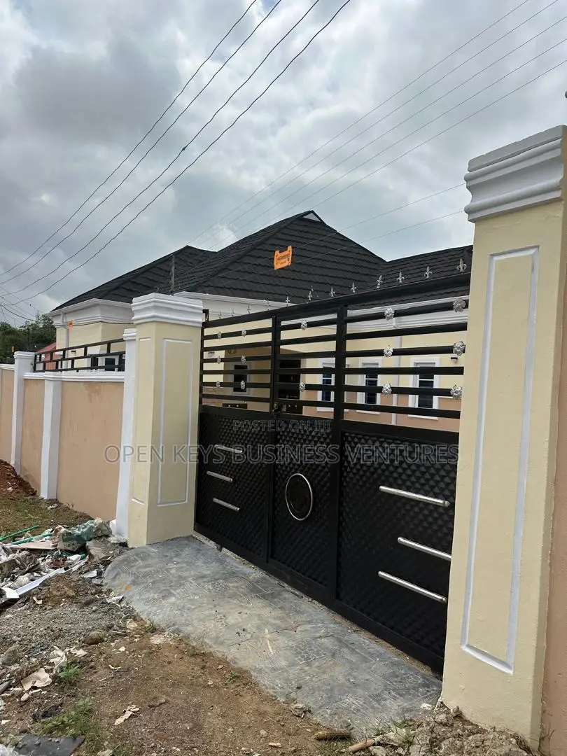 Furnished 3bdrm Bungalow in Alaka, Akala Express for sale in Akala Express