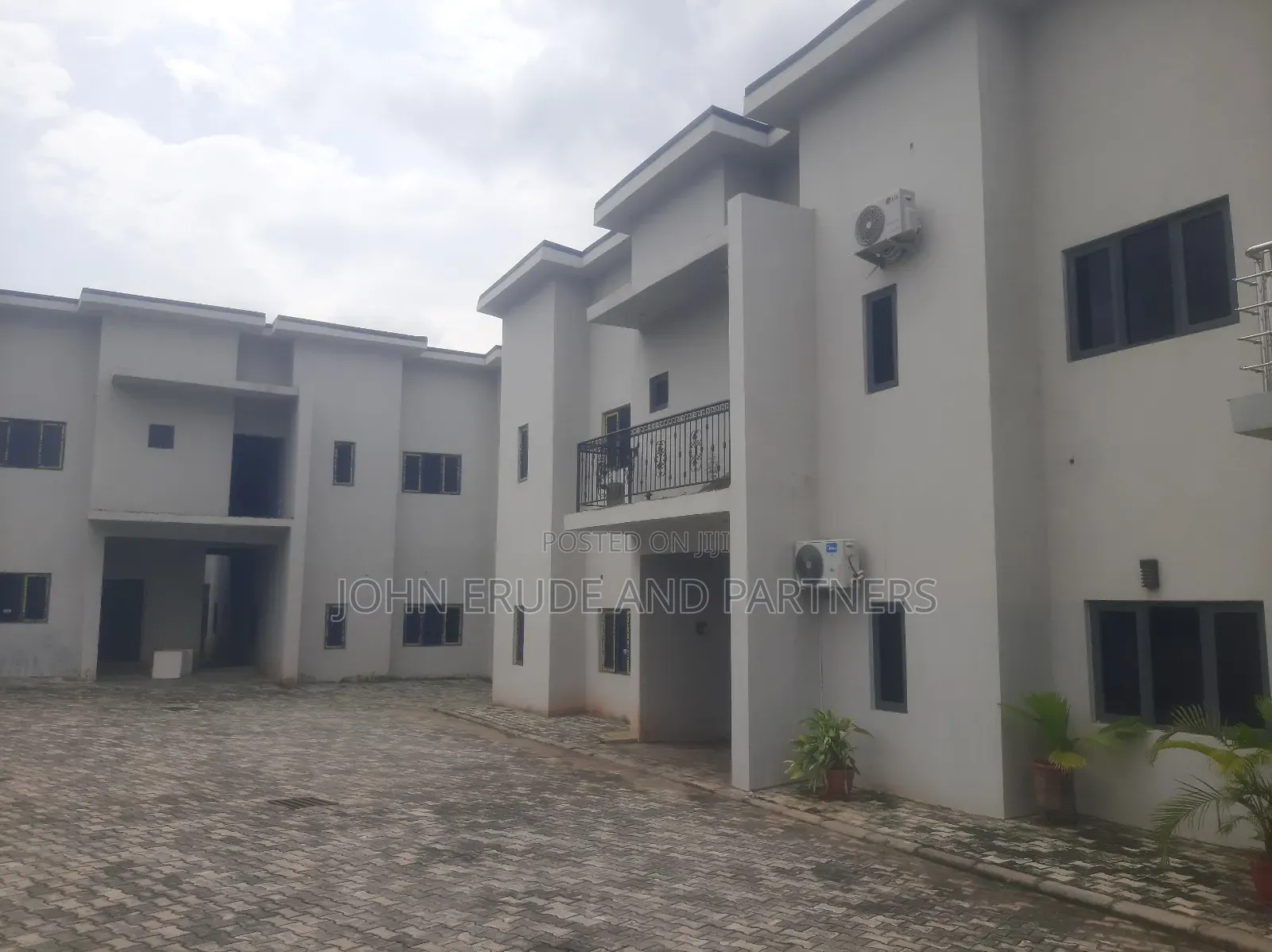 3bdrm Duplex in Big Homes, Mabushi for sale in Mabushi