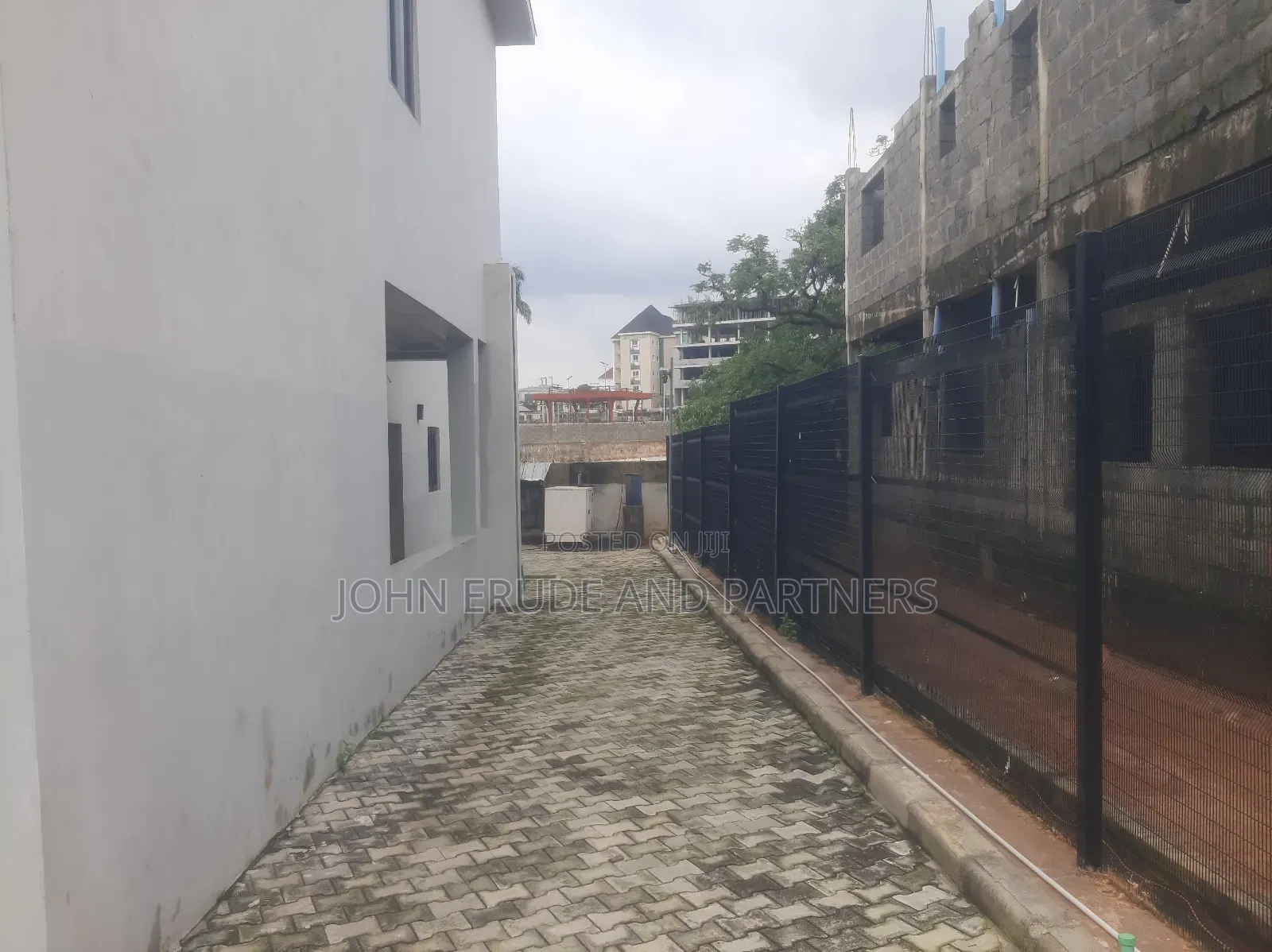 3bdrm Duplex in Big Homes, Mabushi for sale in Mabushi