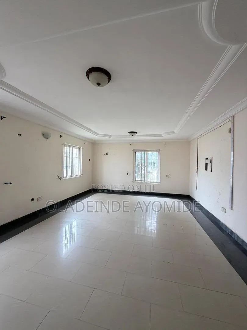 4bdrm Duplex in Megamound, Ikota for sale in Ikota