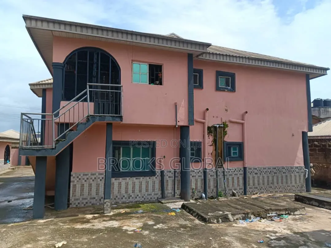 3bdrm Block of Flats in Benin City for sale in Benin City