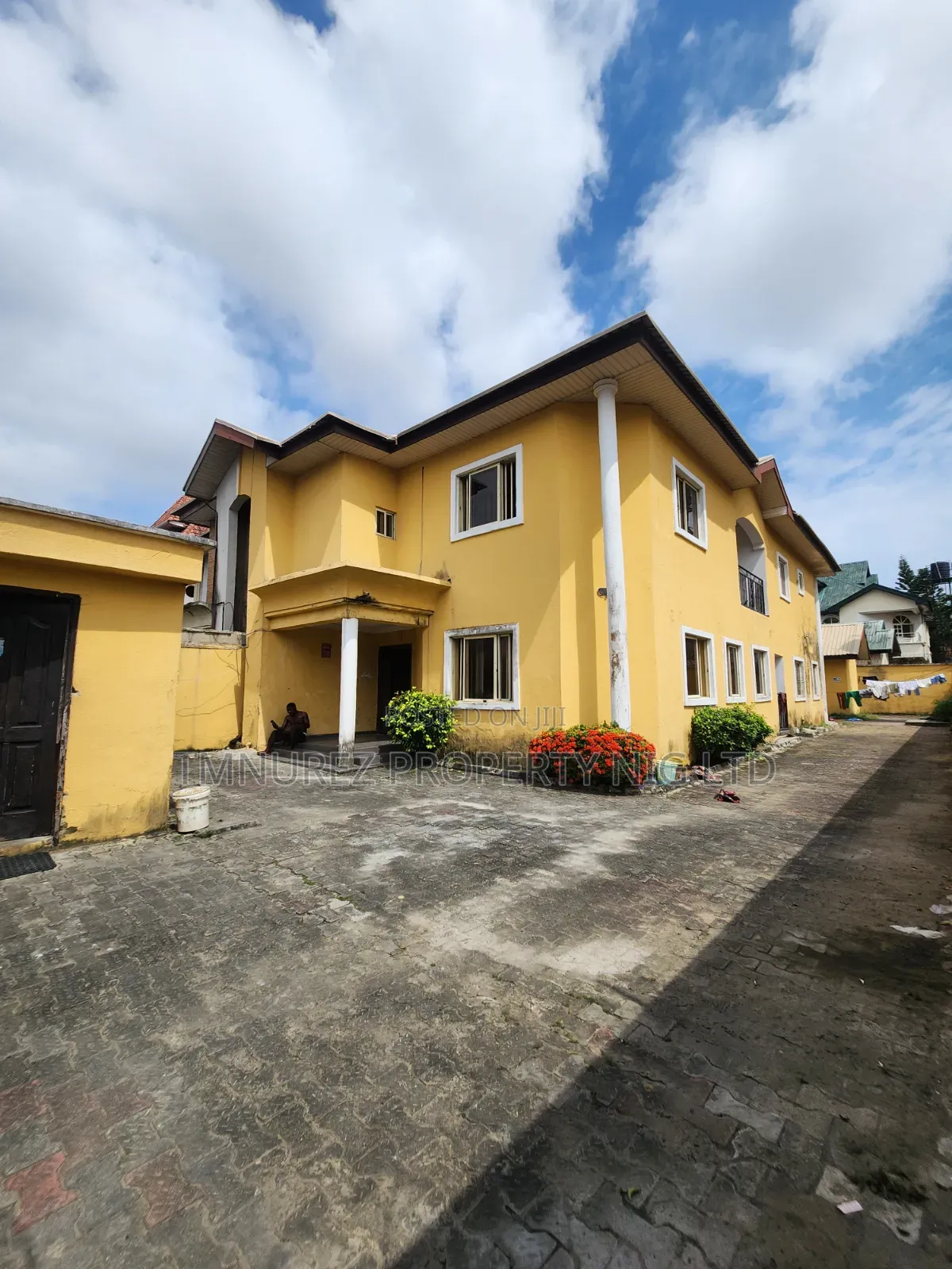 4bdrm Duplex in Lekki Phase 1 for rent in Lekki Phase 1