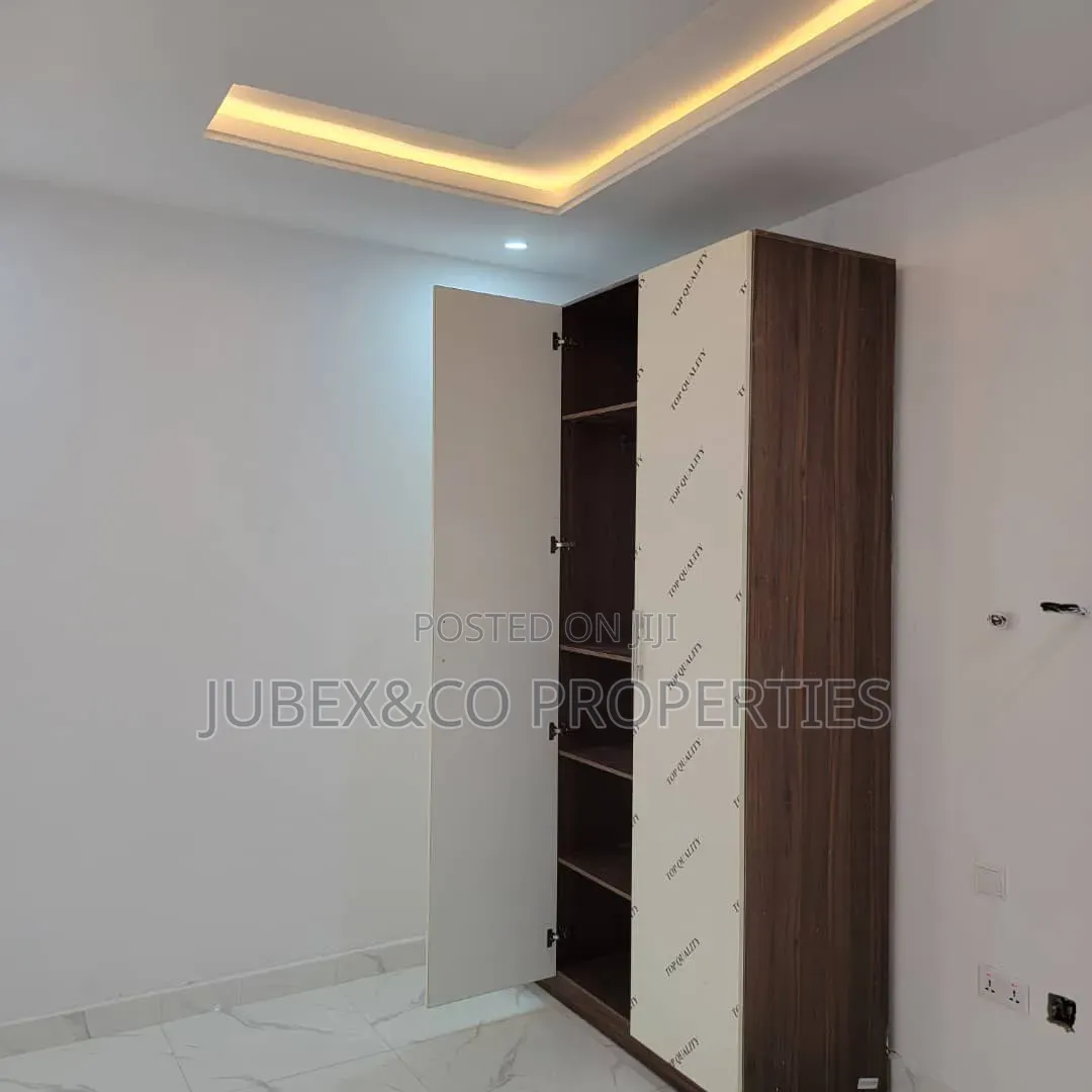 4bdrm Duplex in Omolayo Akobo Ibadan for sale in Akobo