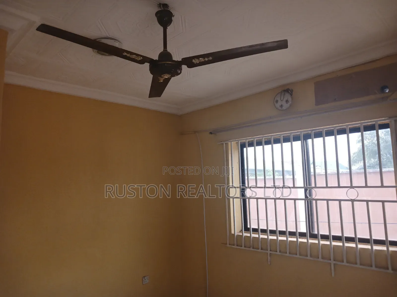 2bdrm Bungalow in Akobo for rent in Akobo