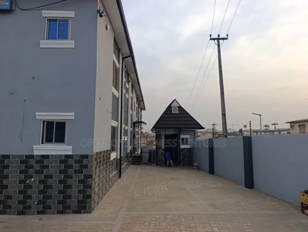 Furnished 3bdrm Apartment in Omogbafo By Splash, CHallenge / Ibadan in CHallenge / Ibadan
