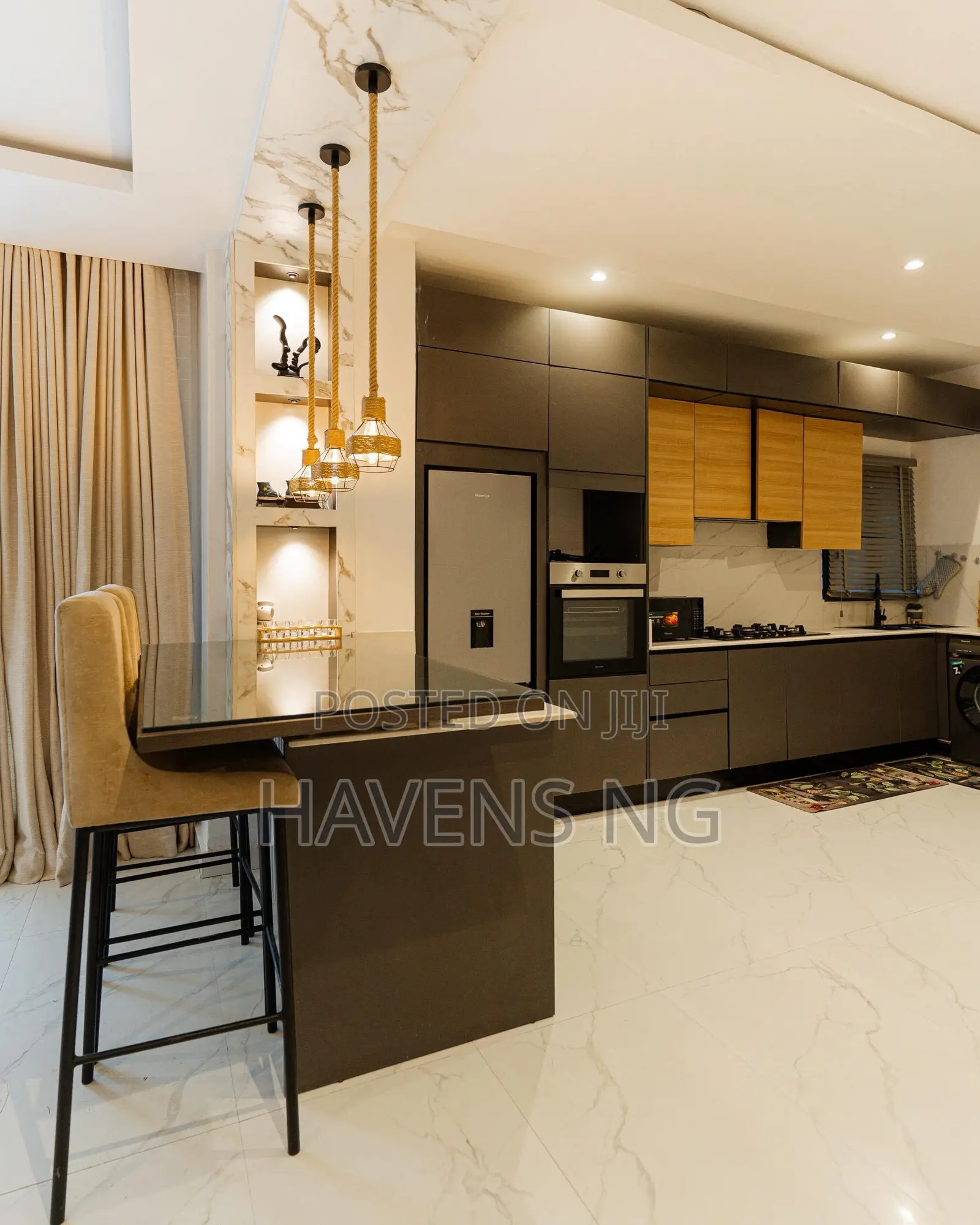 Luxury Spacious 1-Bedroom Apartment Lekki Phase 1 in Lekki Phase 1
