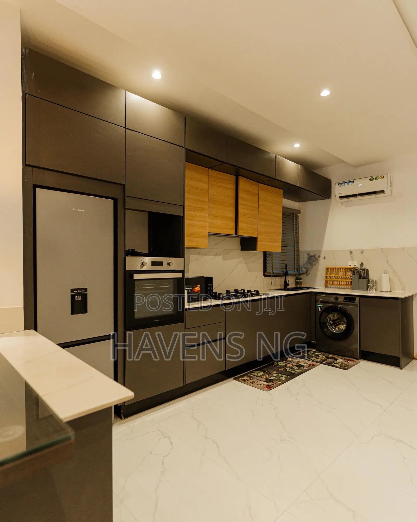 Luxury Spacious 1-Bedroom Apartment Lekki Phase 1 in Lekki Phase 1
