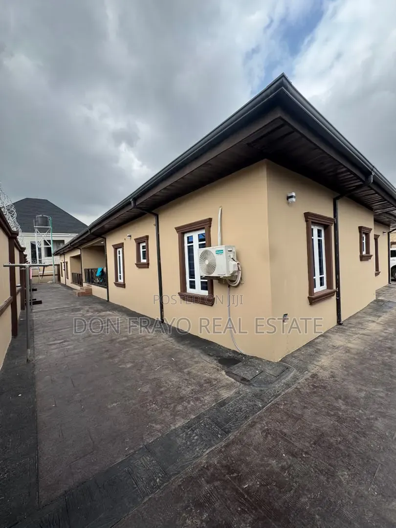 3bdrm Apartment in Akala Estate, Akobo for rent in Akobo