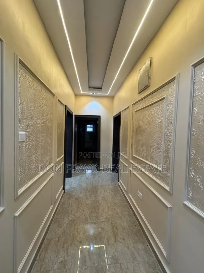 3bdrm Apartment in Akala Estate, Akobo for rent in Akobo