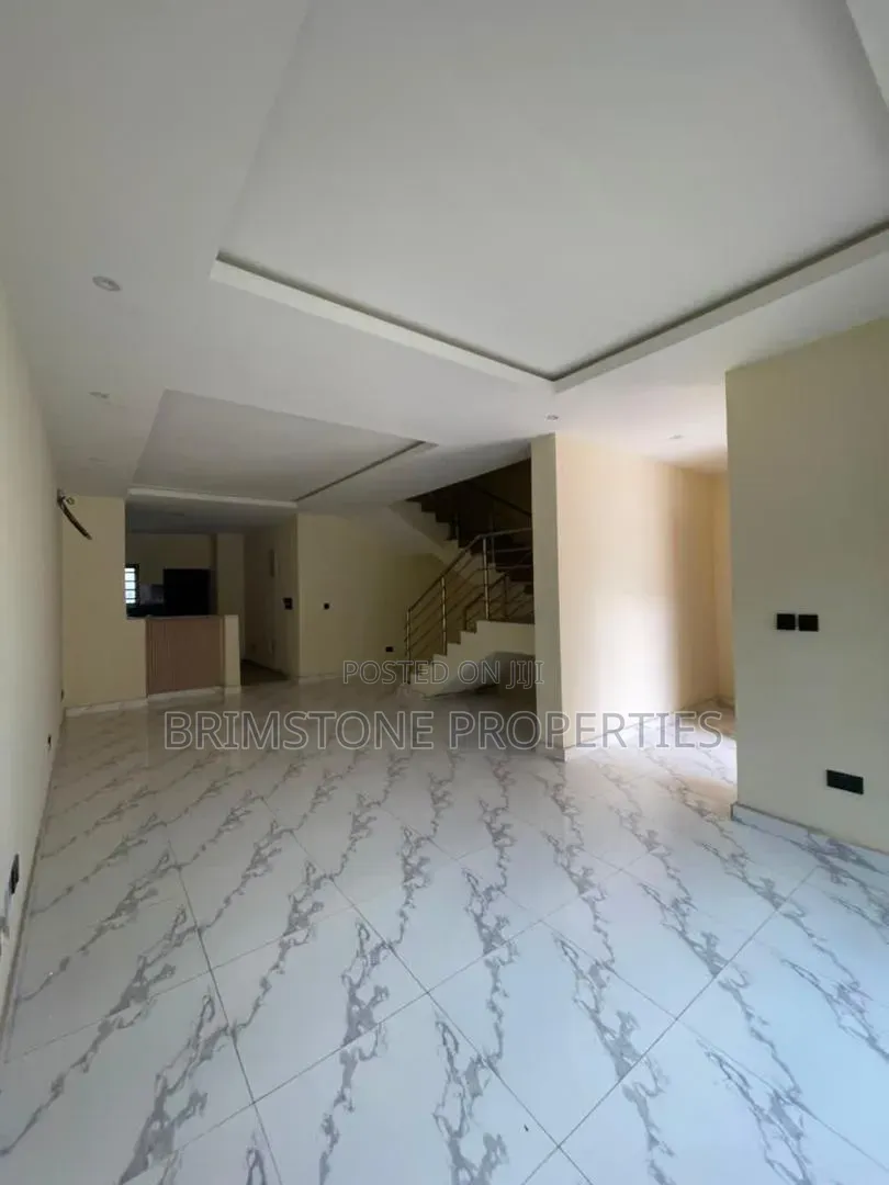 Furnished 2bdrm Duplex in Ogombo for rent in Ogombo