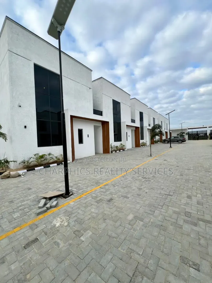 3bdrm Duplex in Payment Plan, Off Lekki-Epe Expressway for sale in Off Lekki-Epe Expressway