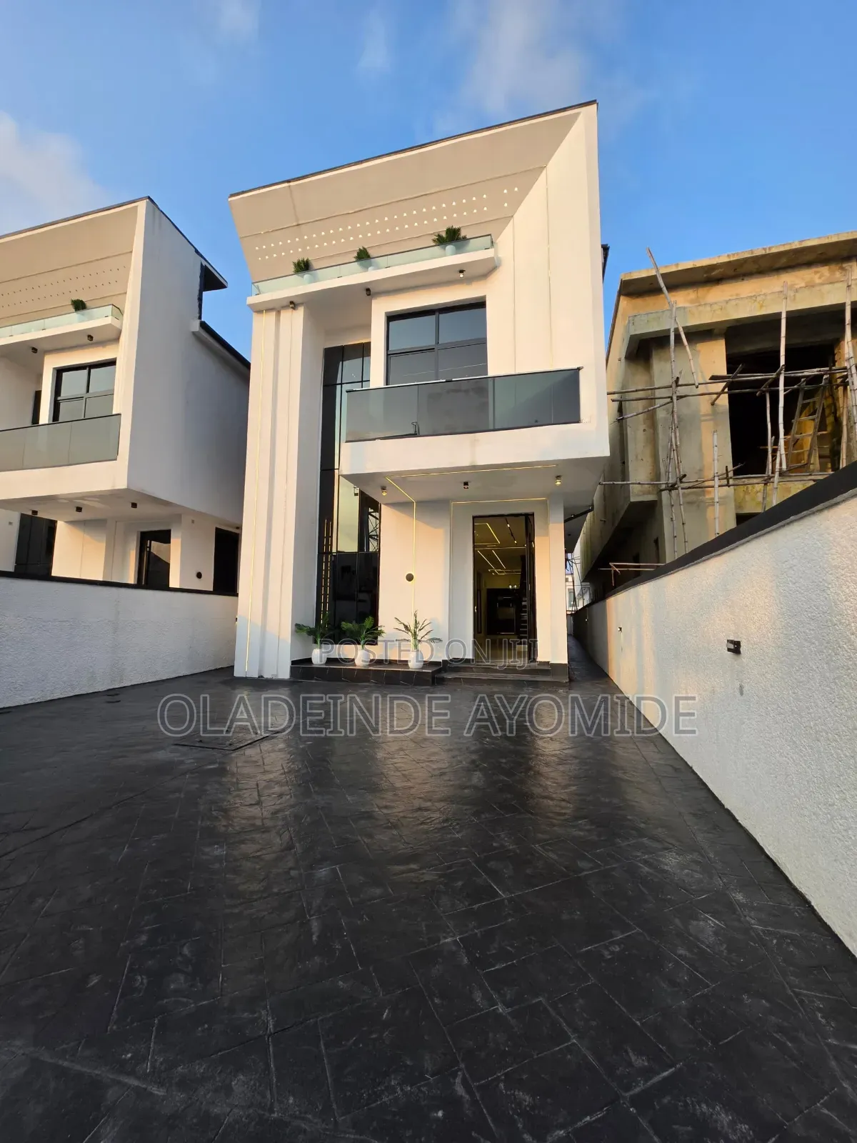 5bdrm Duplex in Vgc Ajah for sale in VGC / Ajah