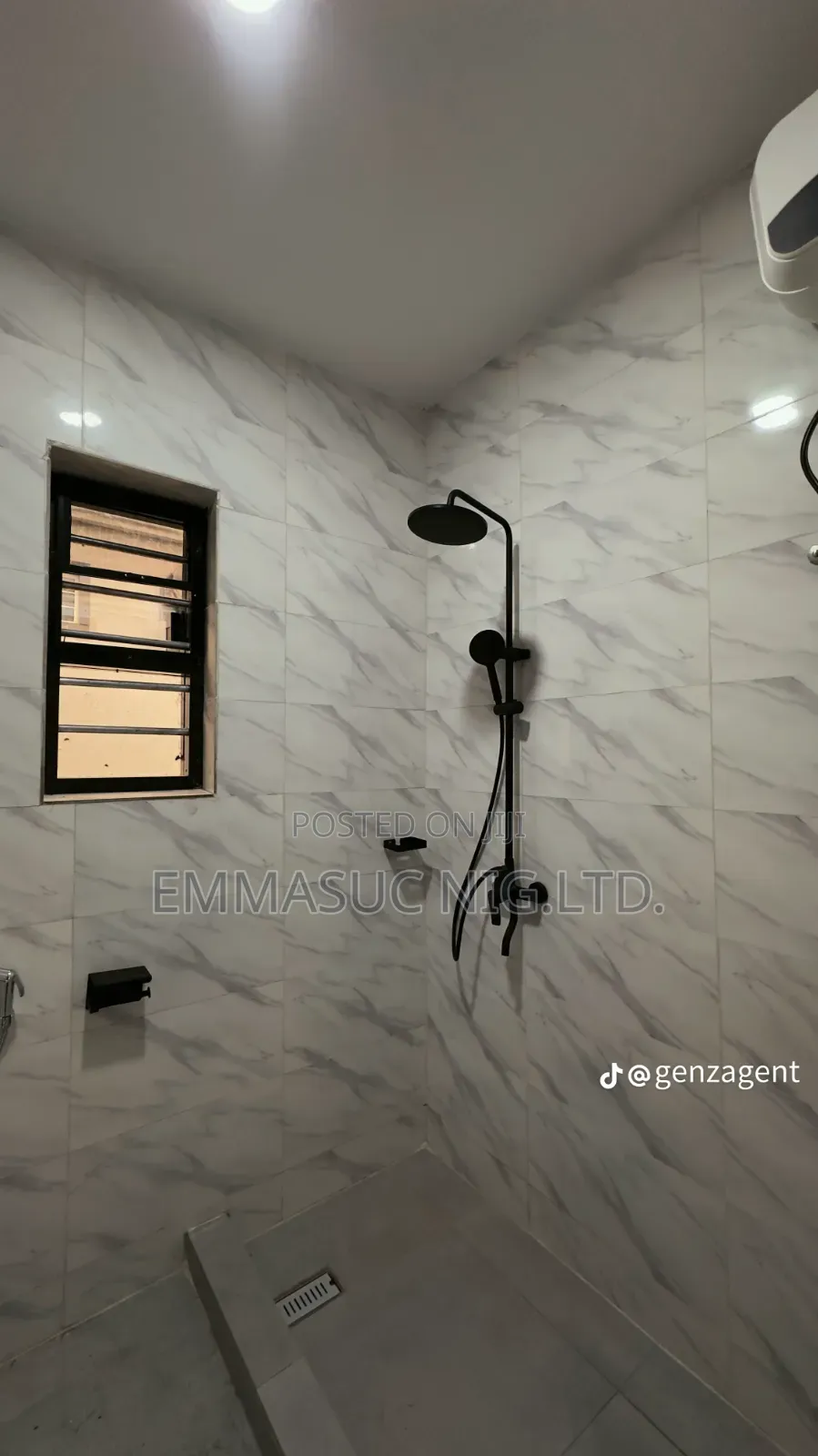 Furnished 1bdrm Apartment in Royal Estate, Woji for rent in Woji