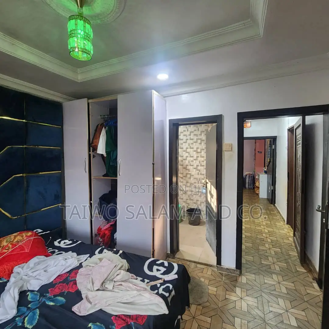 2bdrm Bungalow in Omi Adio for sale in Omi Adio