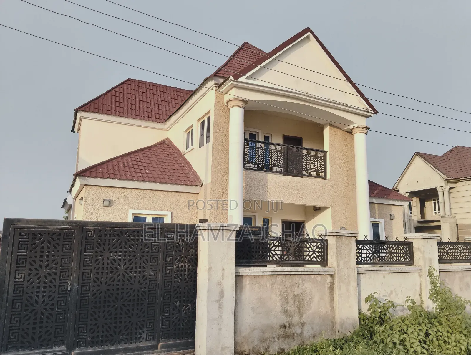 6bdrm Duplex in Apple Wood Estate, Lugbe District for rent in Lugbe District