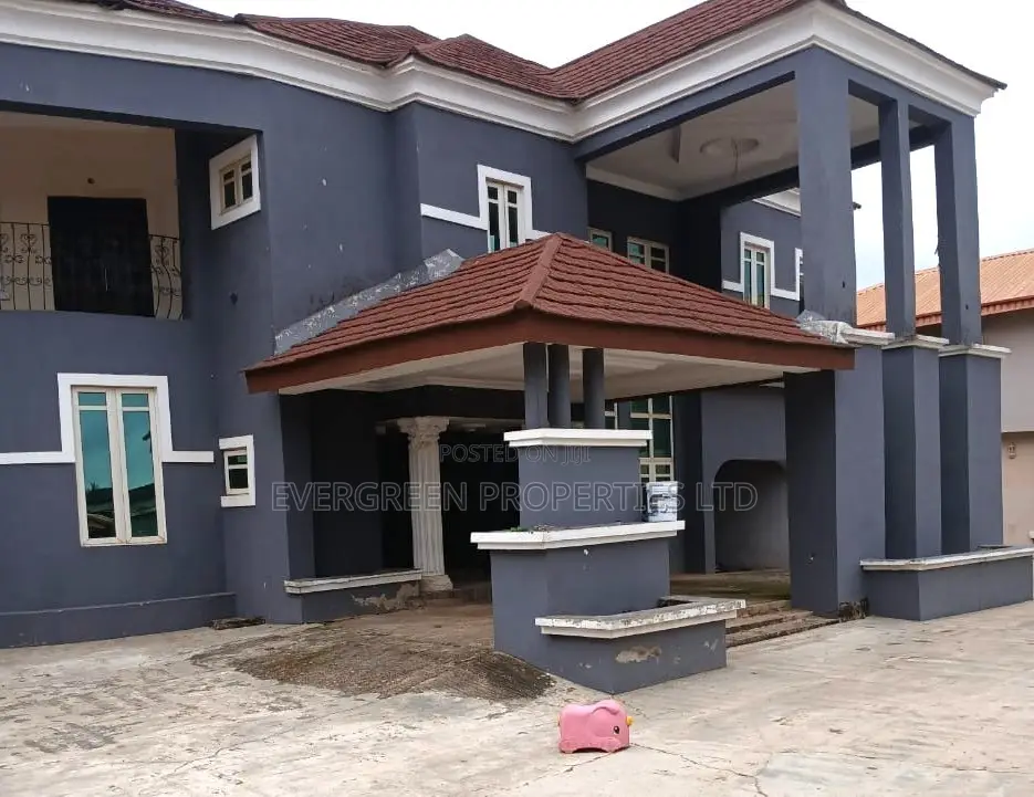 4bdrm Duplex in Bodija for rent in Bodija