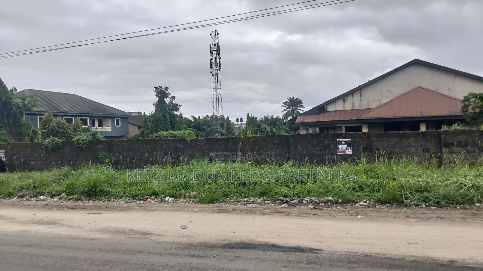 For Sale : Approximately 10 Fenced Plots at Aba Road, Ph in Aba Expressway