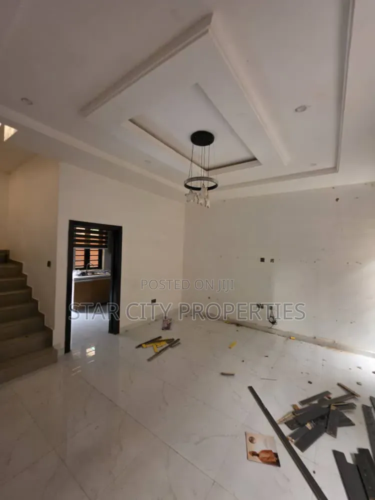 2bdrm Townhouse / Terrace in Omole Phase 2 for rent in Omole Phase 2