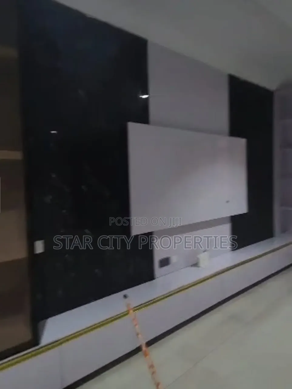4bdrm Maisonette in Yaba Lagos, Alagomeji for rent in Alagomeji