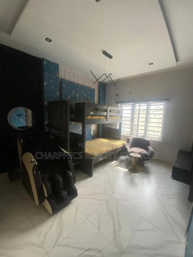 3bdrm Apartment in Lekki Phase 1 for rent in Lekki Phase 1