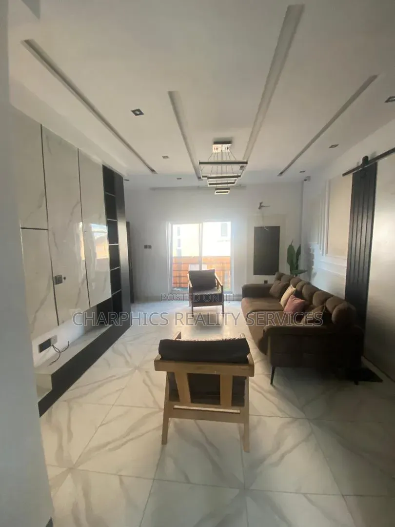 3bdrm Apartment in Lekki Phase 1 for rent in Lekki Phase 1