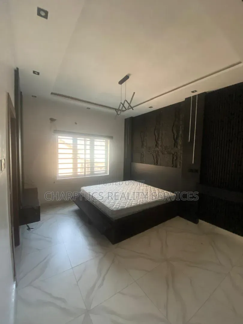 3bdrm Apartment in Lekki Phase 1 for rent in Lekki Phase 1