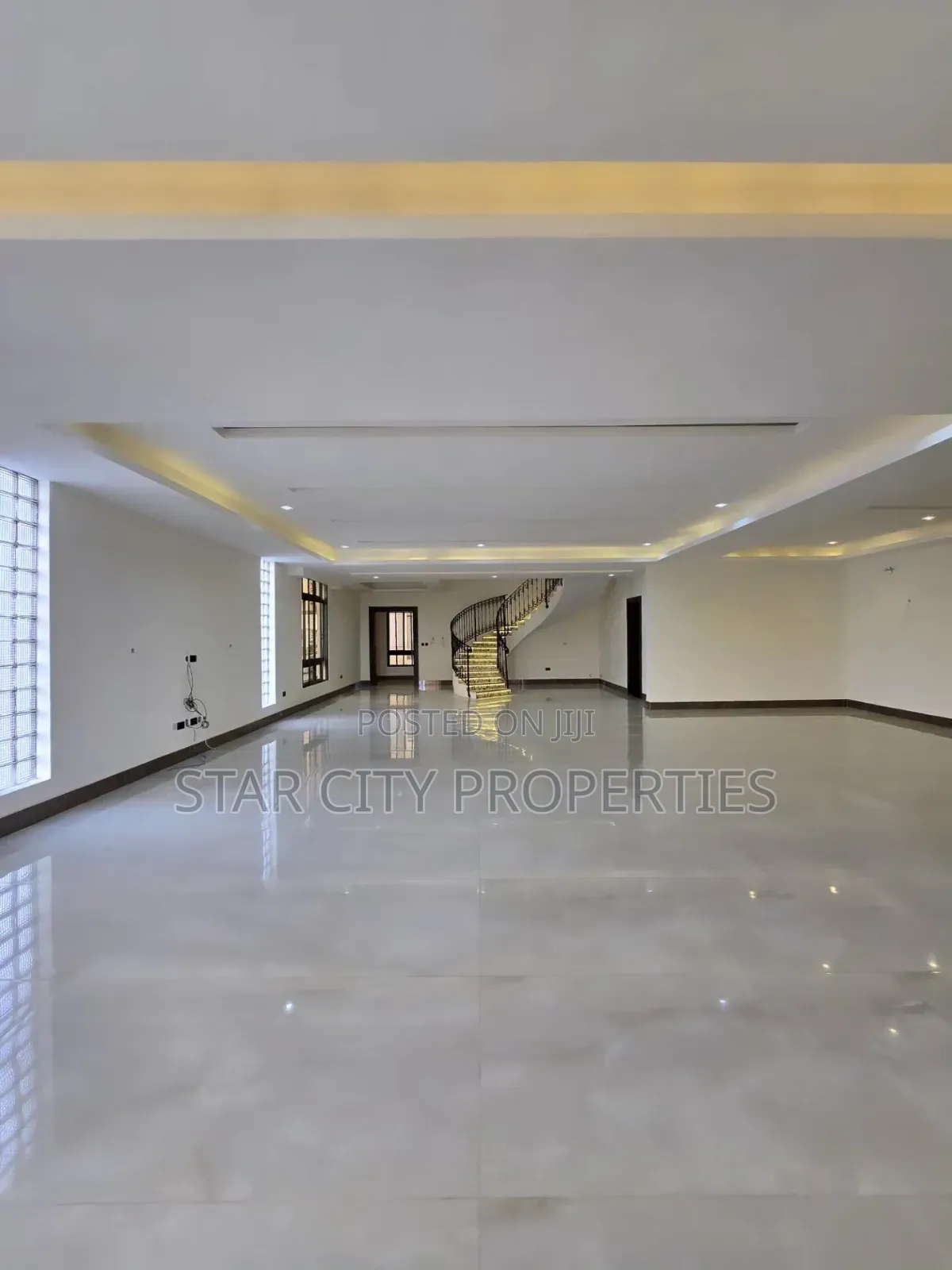 5bdrm Penthouse in Old Ikoyi Lagos for sale in Old Ikoyi