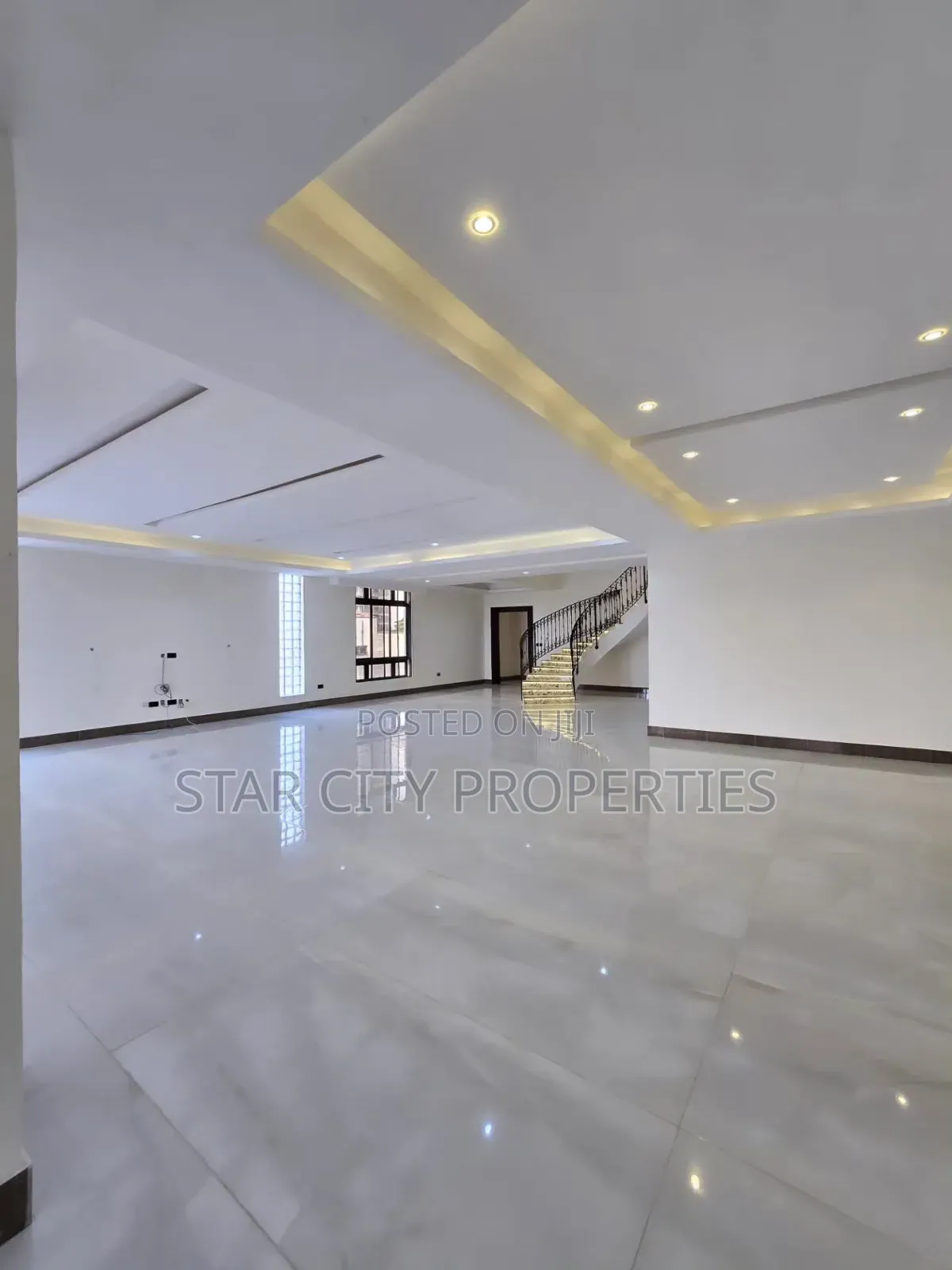 5bdrm Penthouse in Old Ikoyi Lagos for sale in Old Ikoyi