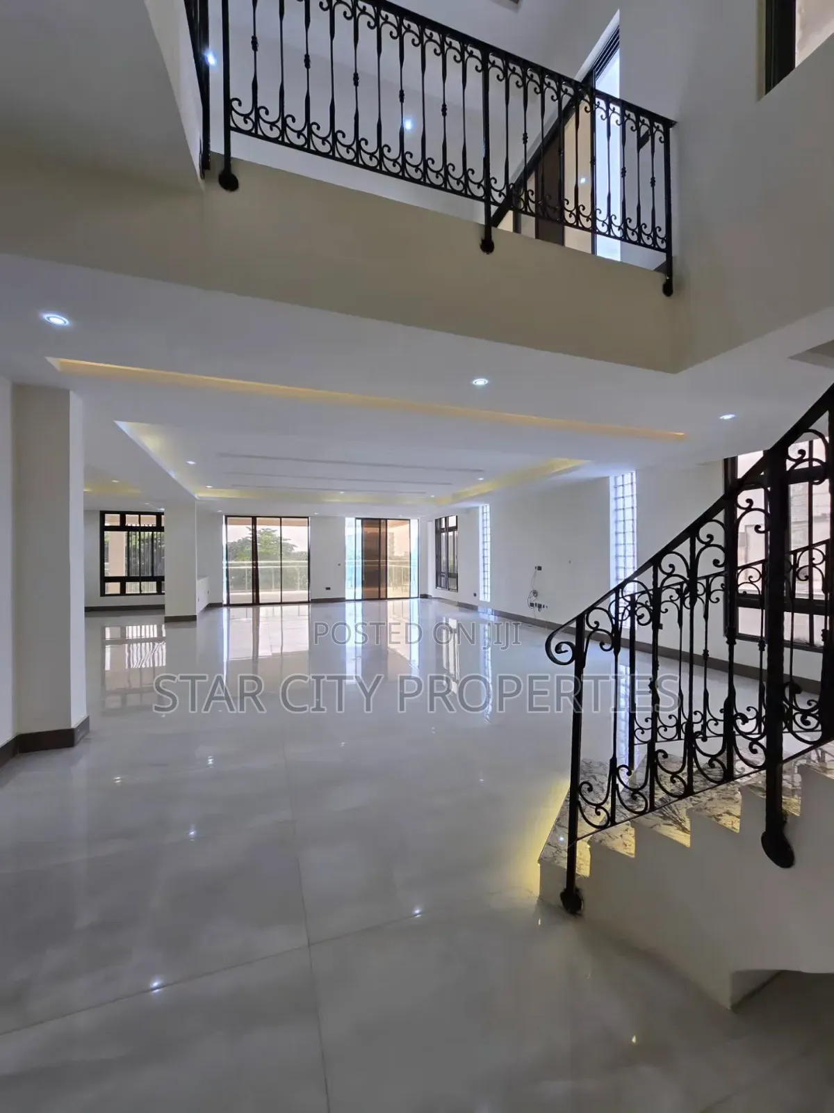 5bdrm Penthouse in Old Ikoyi Lagos for sale in Old Ikoyi