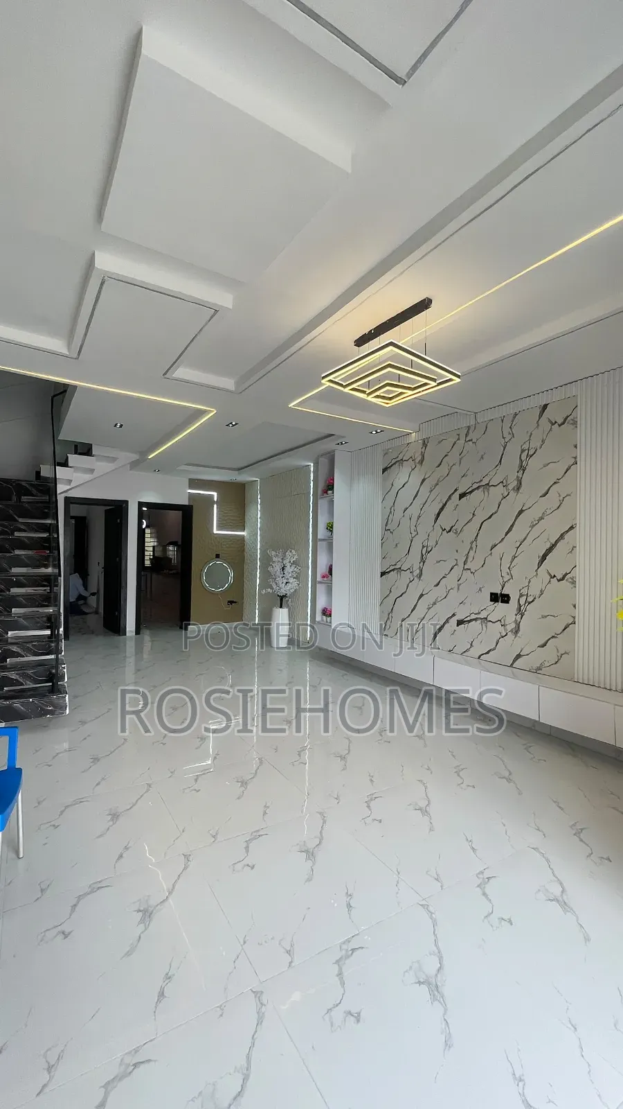 4bdrm Duplex in Ikota for sale in Ikota