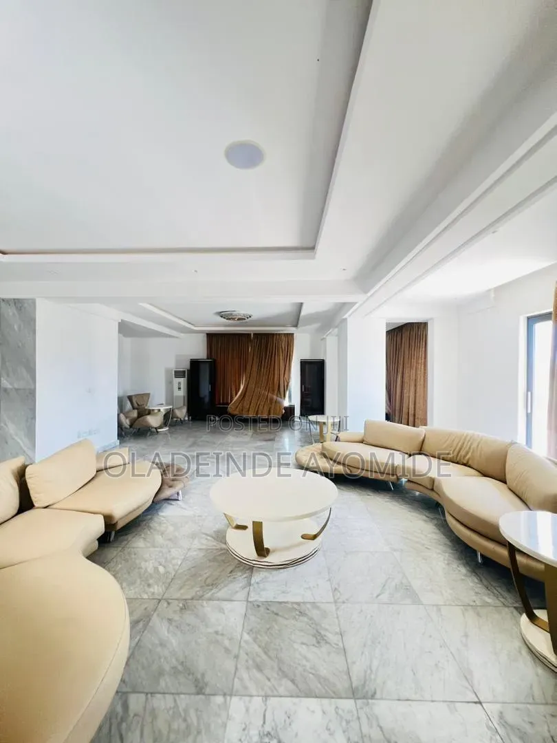 5bdrm Duplex in Banana Island for sale in Banana Island