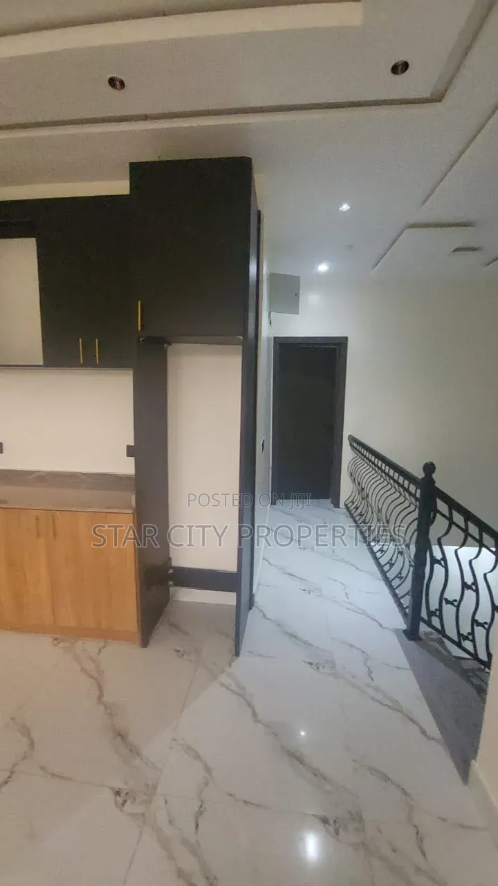4bdrm Townhouse/Terrace in Ikeja for sale in Ikeja GRA