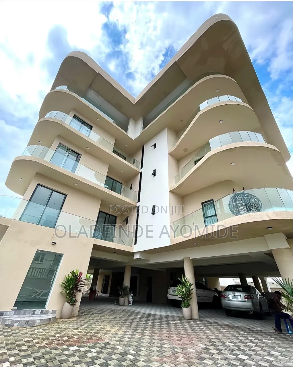 3bdrm Apartment in Lekki Phase1 for sale in Lekki Phase 1