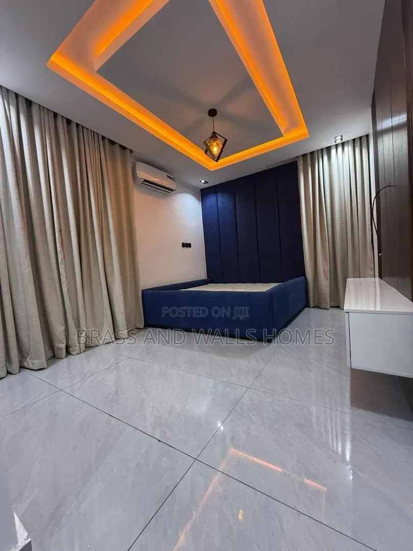 Furnished 3bdrm Apartment in Pen Cinema for sale in Pen Cinema