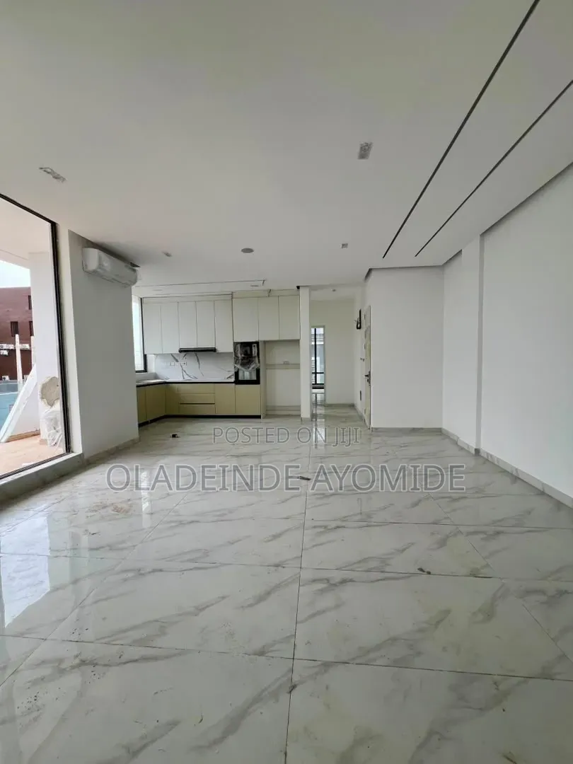 2bdrm Apartment in Lekki Phase1 for sale in Lekki Phase 1