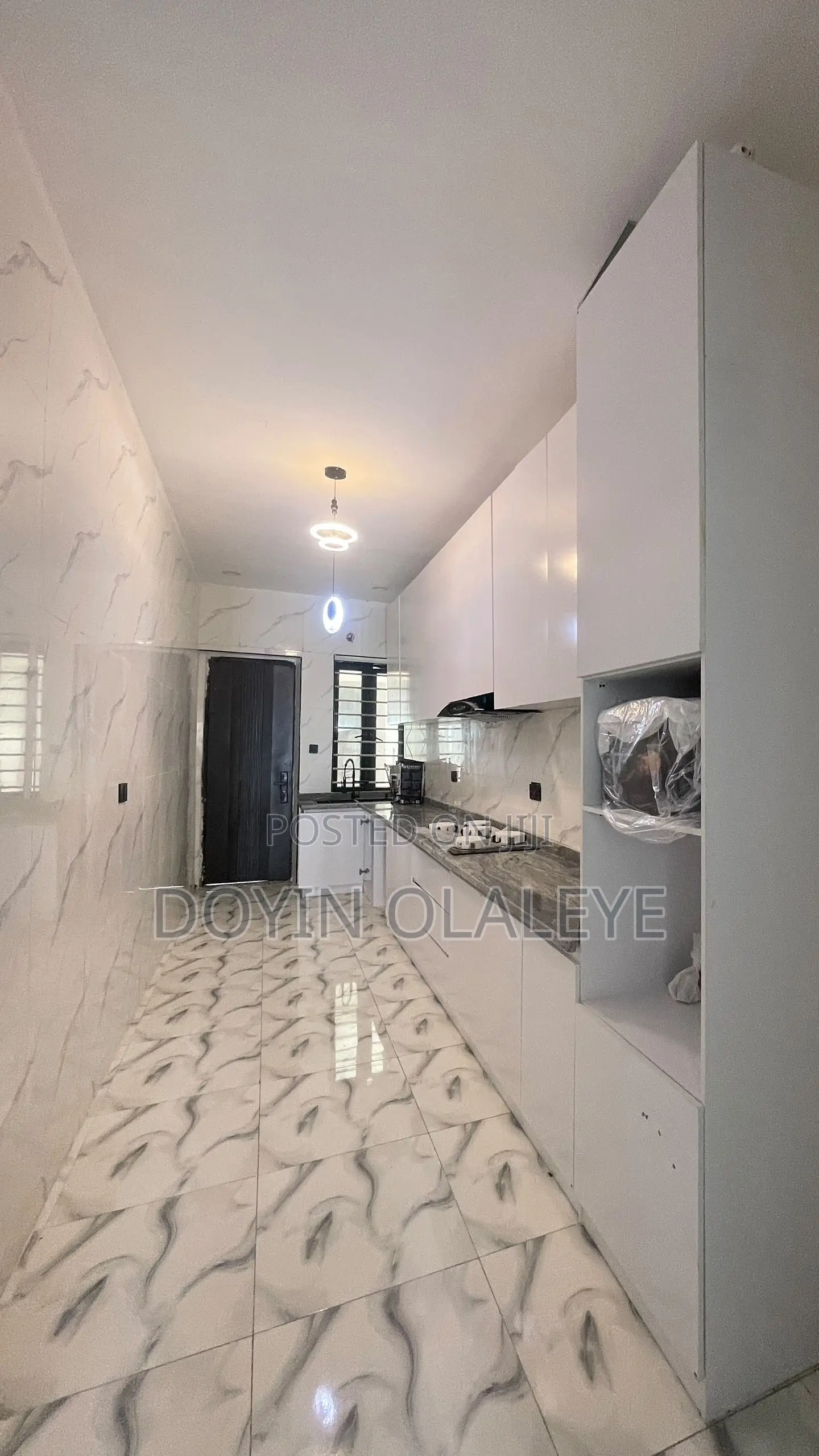 4bdrm Duplex in Ikota for sale in Ikota