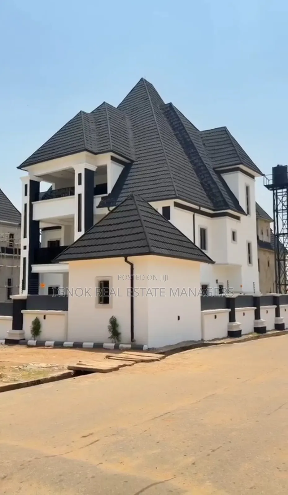 5bdrm Duplex in Galadimawa, Dakwo District for sale in Dakwo District