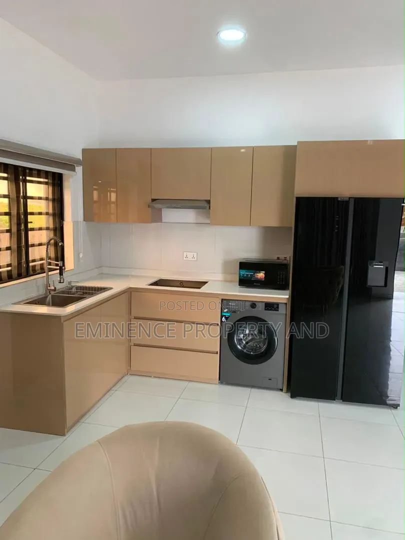 3bdrm Bungalow in Eleko for sale in Eleko