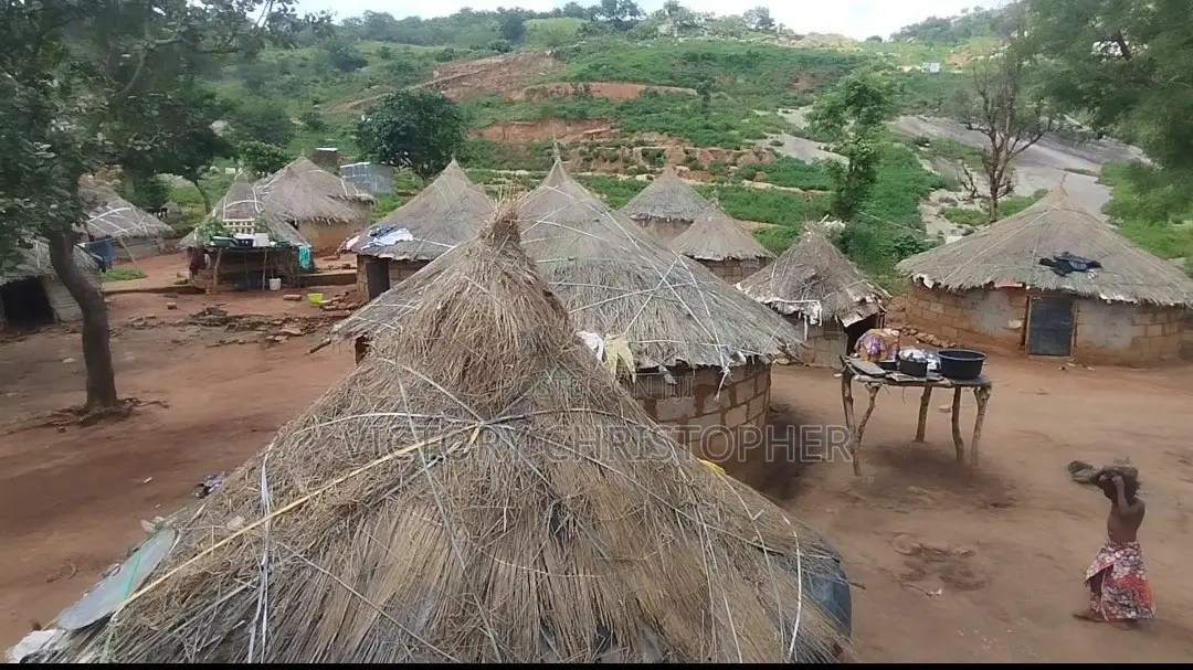 1400sqm Residential Land in Katampe Extension