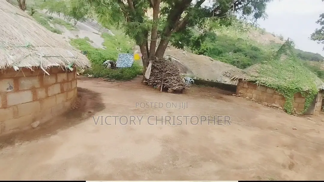 1400sqm Residential Land in Katampe Extension