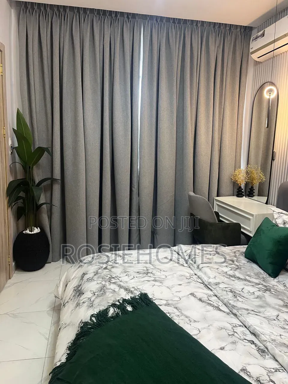 Tastefully Newly Furnished 2 Bedroom Chevron in Chevron