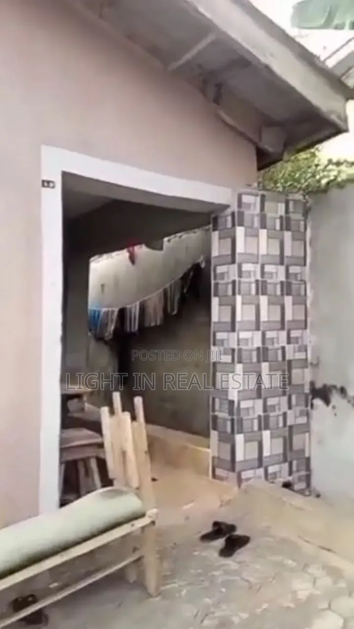 2bdrm Block of Flats in Iju-Ishaga for sale in Iju-Ishaga