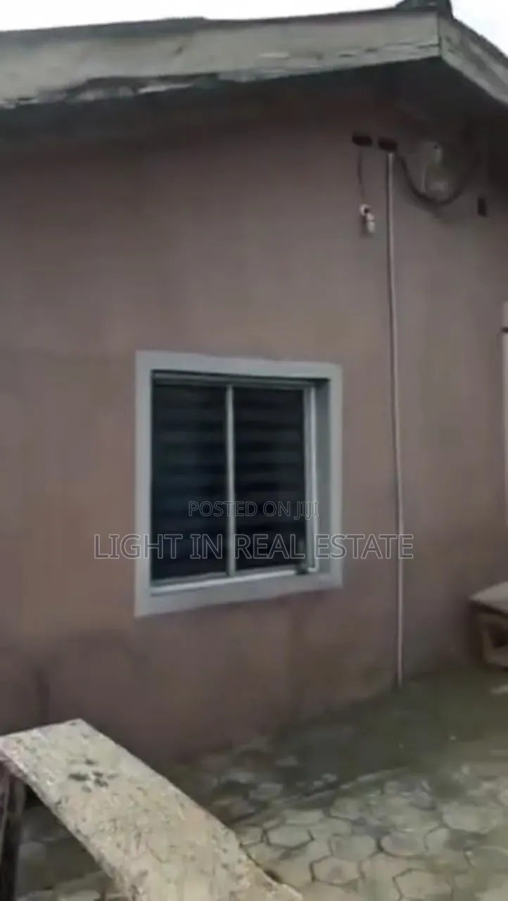 2bdrm Block of Flats in Iju-Ishaga for sale in Iju-Ishaga