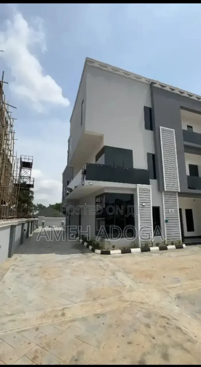 Two Office Spaces for Rent in Kukwaba, Abuja in Gwarinpa