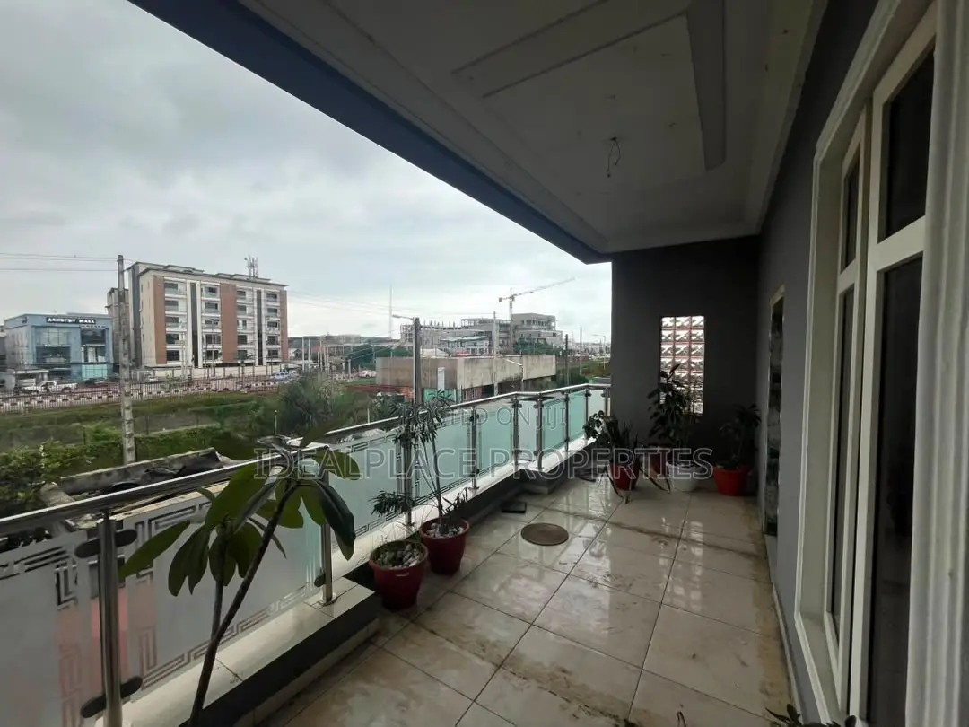 5bdrm House in Lekki Phase 1 for rent in Lekki Phase 1