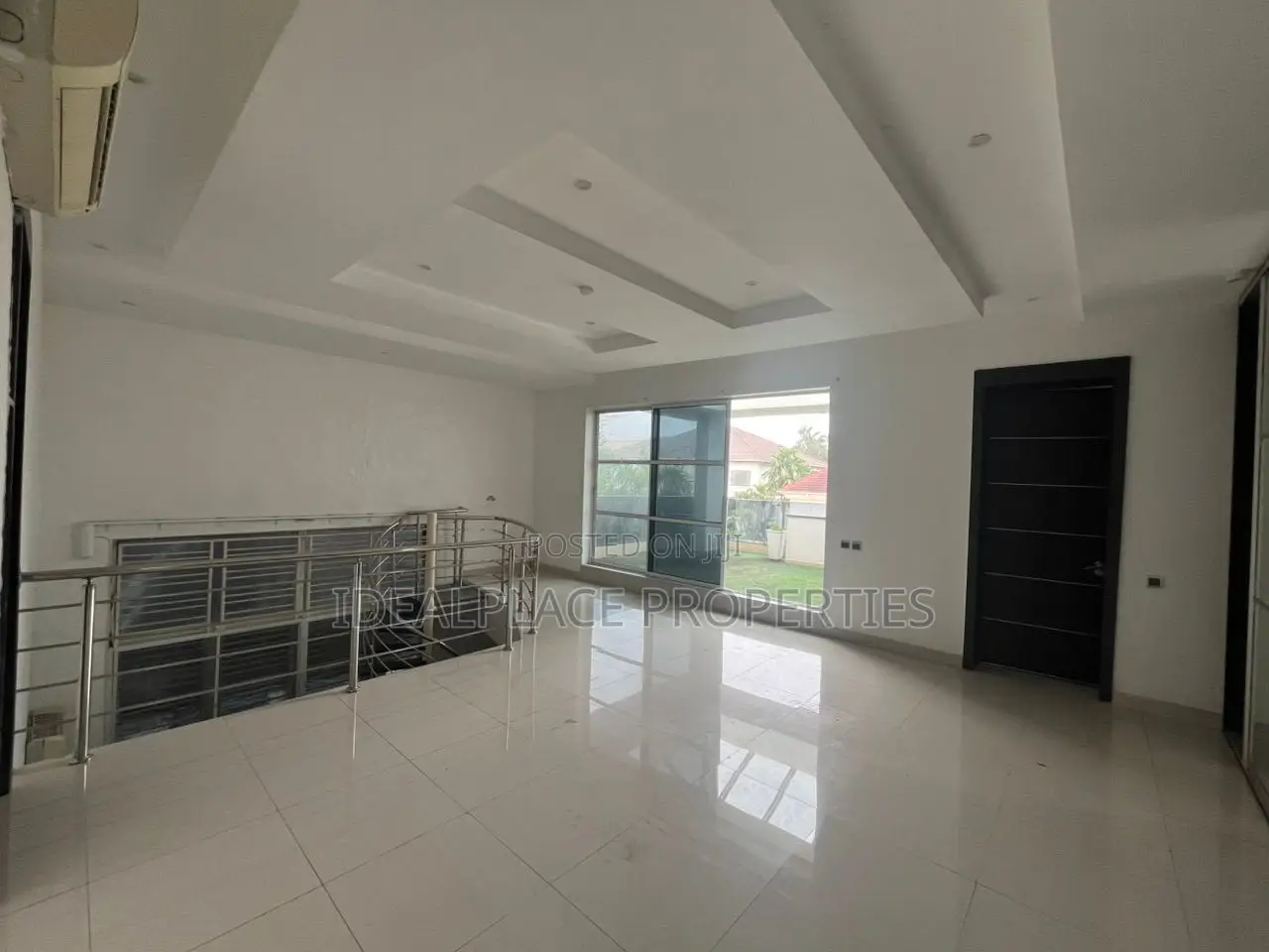 5bdrm House in Banana Island for rent in Banana Island