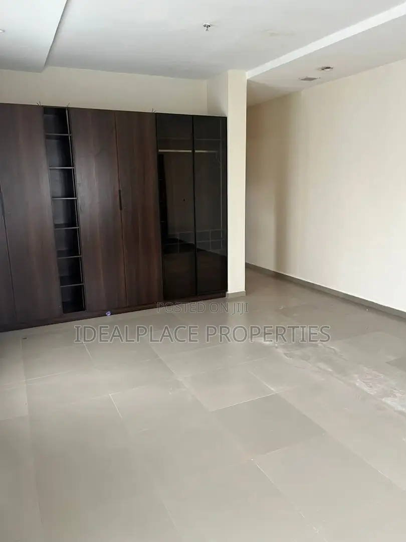 3bdrm Apartment in Ikoyi for rent in Ikoyi